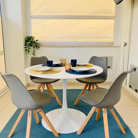 Dieci_e Modern Sea Apartment *